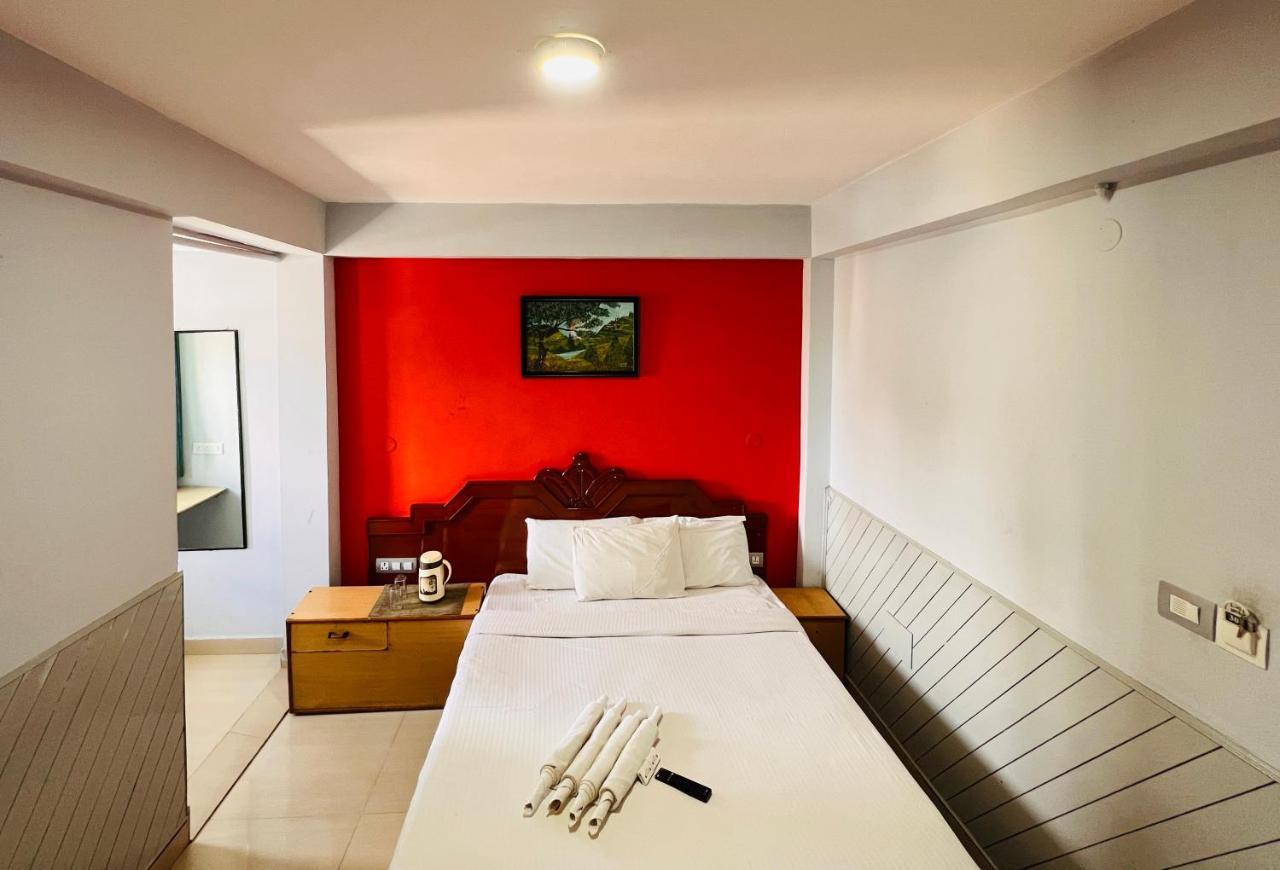 Jc Woodville Manor Kodaikanal Buitenkant foto